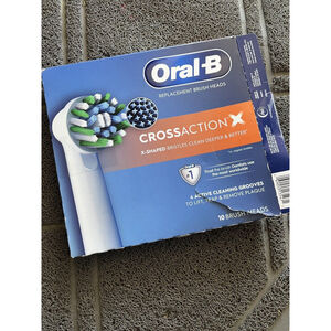 Oral-B Cross Action Clean Maximiser Replacement Electric Brush Heads 8 pack